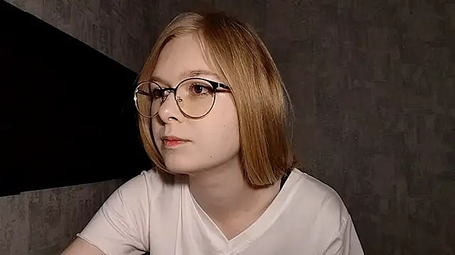 LiaVibes online show from September 2025 08:04:02 AM