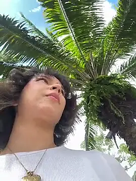 Snapshot of Adry_Bach_ chatting on September 2025 07:08:02 PM Adry Bach online show from September 2025 07:08:02 PM