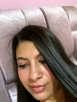 Snapshot of Lenapink19 chatting on October 2025 05:53:02 PM Lenapink19 online show from October 2025 05:53:02 PM