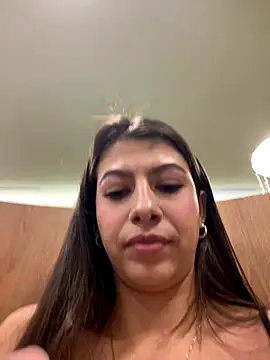 Snapshot of Lenapink19 chatting on November 2025 10:41:02 PM Lenapink19 online show from November 2025 10:41:02 PM