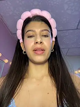 Snapshot of Lenapink19 chatting on November 2025 11:03:01 PM Lenapink19 online show from November 2025 11:03:01 PM