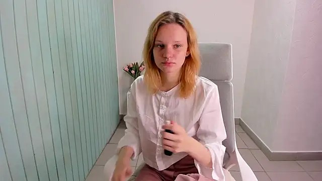 Snapshot of Elieiza_xo chatting on September 2025 05:07:01 AM Elieiza xo online show from September 2025 05:07:01 AM