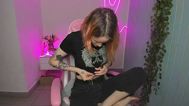 Snapshot of Elieiza_xo chatting on October 2025 09:21:02 AM Elieiza xo online show from October 2025 09:21:02 AM