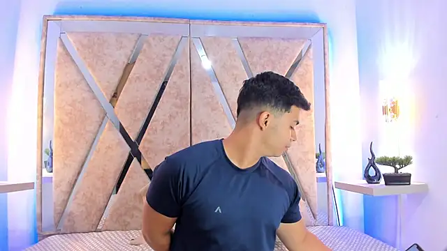 jayd muscle online show from November 2025 03:26:02 AM