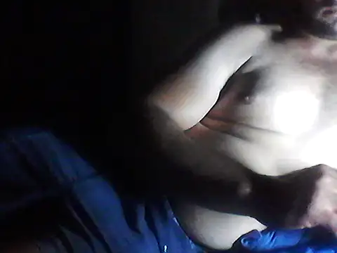 Snapshot of Lekewarmele chatting on October 2025 09:25:02 PM Lekewarmele online show from October 2025 09:25:02 PM