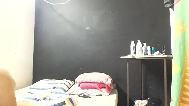 Ana ThiagoxX online show from May 2026 10:26:01 PM