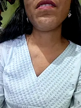 Snapshot of Telugu___Sexygirl___Naidu chatting on July 2026 04:42:01 AM Telugu Sexygirl Naidu online show from July 2026 04:42:01 AM