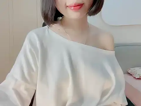 Snapshot of ggLovee chatting on October 2025 09:50:02 PM ggLovee online show from October 2025 09:50:02 PM