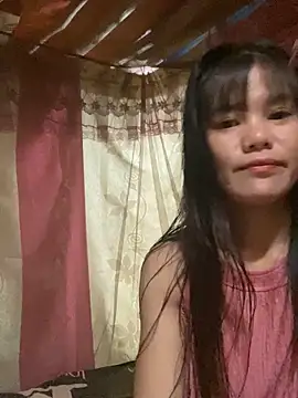 Snapshot of PhanHaa chatting on September 2025 11:27:02 PM PhanHaa online show from September 2025 11:27:02 PM