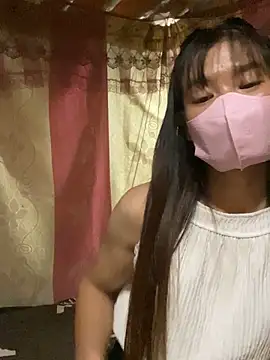 Snapshot of PhanHaa chatting on September 2025 12:54:01 AM PhanHaa online show from September 2025 12:54:01 AM