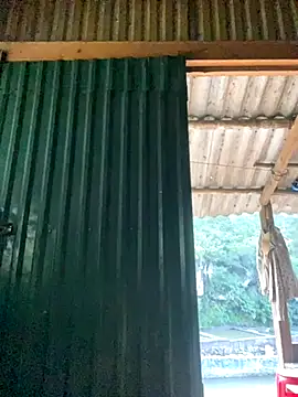 Snapshot of PhanHaa chatting on October 2025 09:49:01 AM PhanHaa online show from October 2025 09:49:01 AM