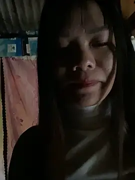 Snapshot of PhanHaa chatting on October 2025 12:35:02 AM PhanHaa online show from October 2025 12:35:02 AM