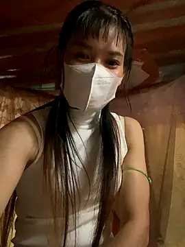 Snapshot of PhanHaa chatting on October 2025 03:07:02 AM PhanHaa online show from October 2025 03:07:02 AM