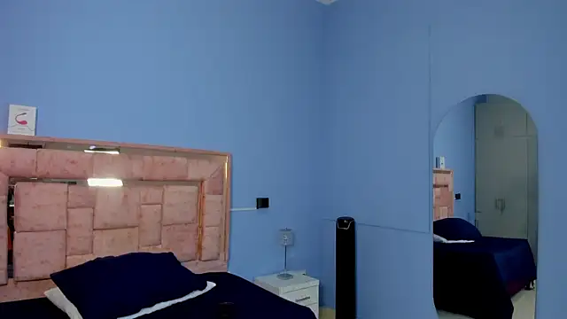 LICKY LOV online show from September 2025 03:06:02 AM