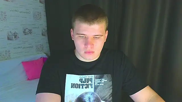 Snapshot of kittenmurr chatting on September 2025 08:31:01 PM kittenmurr online show from September 2025 08:31:01 PM