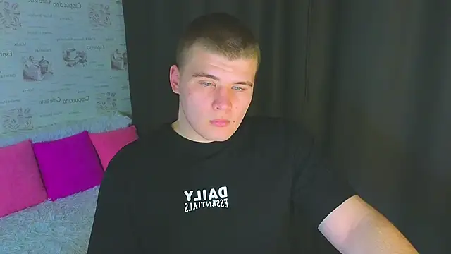 Snapshot of kittenmurr chatting on September 2025 09:09:02 PM kittenmurr online show from September 2025 09:09:02 PM