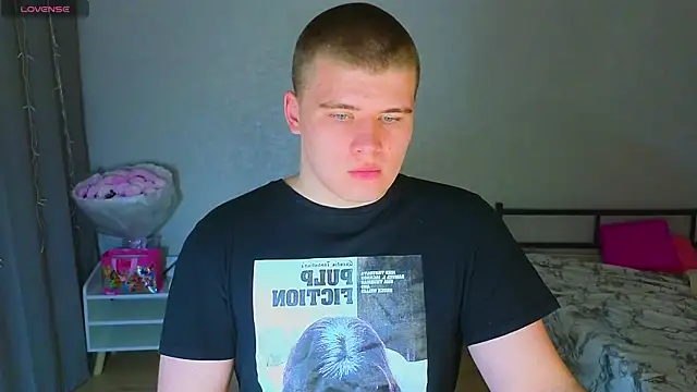 Snapshot of kittenmurr chatting on October 2025 08:31:02 PM kittenmurr online show from October 2025 08:31:02 PM