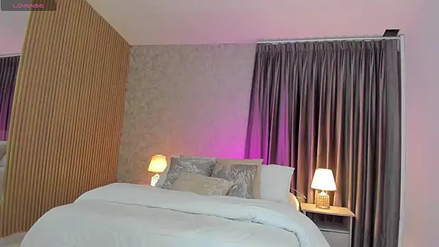 sharick noir online show from December 2025 03:22:02 AM