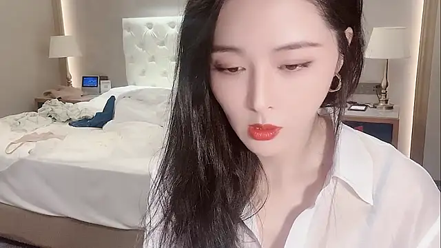 Ianxuan online show from September 2025 03:11:02 AM