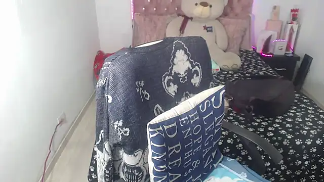 patty squirt  online show from October 2025 02:47:02 AM