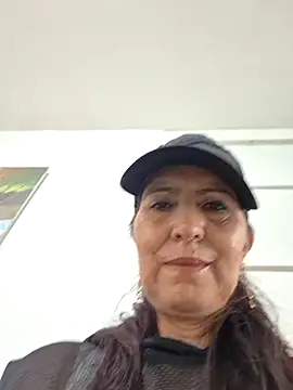 Snapshot of swity_foster chatting on May 2026 03:42:02 PM swity foster online show from May 2026 03:42:02 PM