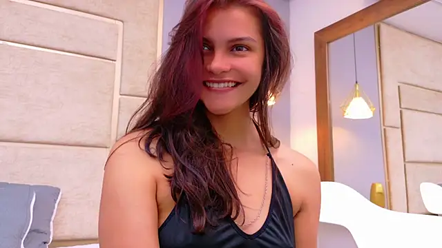 Snapshot of Ashley_HotGirl chatting on October 2025 08:20:01 PM Ashley HotGirl online show from October 2025 08:20:01 PM