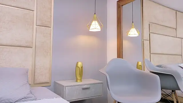 Snapshot of Ashley_HotGirl chatting on December 2025 07:53:01 PM Ashley HotGirl online show from December 2025 07:53:01 PM