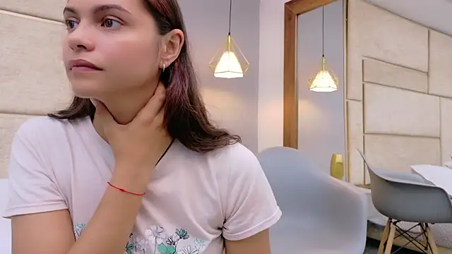 Snapshot of Ashley_HotGirl chatting on December 2025 06:04:02 PM Ashley HotGirl online show from December 2025 06:04:02 PM