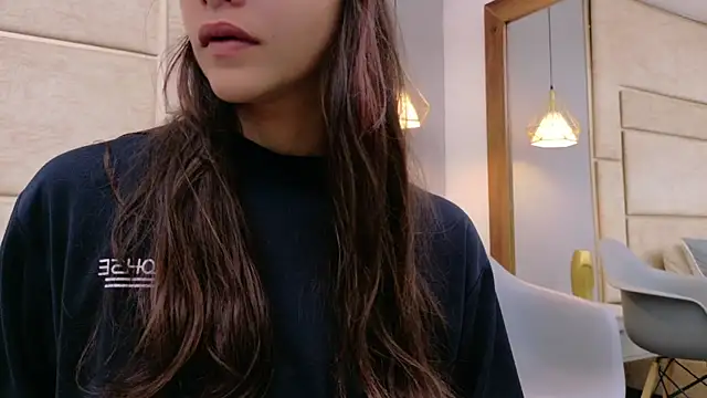 Snapshot of Ashley_HotGirl chatting on January 2026 08:22:01 PM Ashley HotGirl online show from January 2026 08:22:01 PM