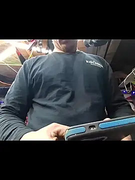 twistafatpipe online show from February 2026 02:51:01 AM