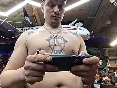 twistafatpipe online show from March 2026 03:30:02 AM