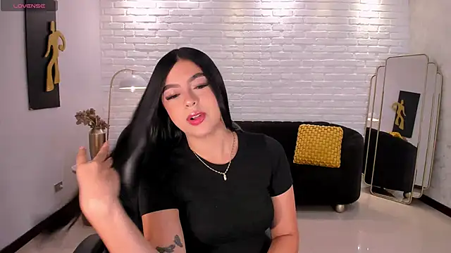 Snapshot of NataliaGaret chatting on February 2026 02:10:01 AM NataliaGaret online show from February 2026 02:10:01 AM