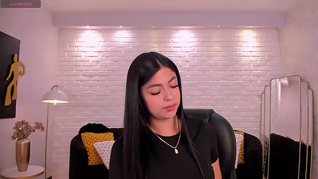 Snapshot of NataliaGaret chatting on February 2026 01:55:02 AM NataliaGaret online show from February 2026 01:55:02 AM