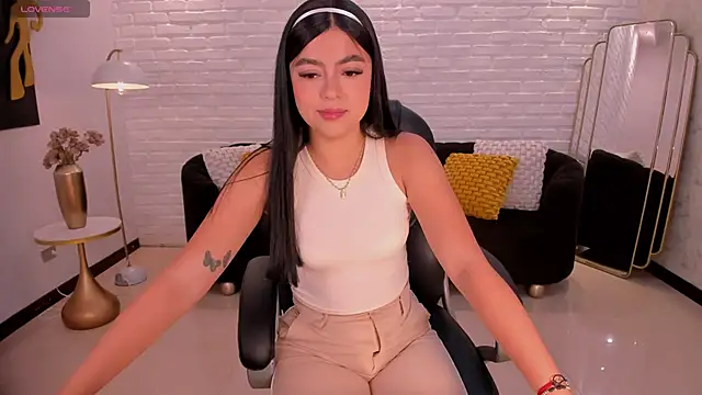 Snapshot of NataliaGaret chatting on February 2026 01:54:02 AM NataliaGaret online show from February 2026 01:54:02 AM