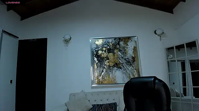 Snapshot of NataliaGaret chatting on February 2026 02:11:01 AM NataliaGaret online show from February 2026 02:11:01 AM