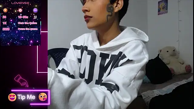 Papi Mami Live online show from December 2025 10:05:02 PM