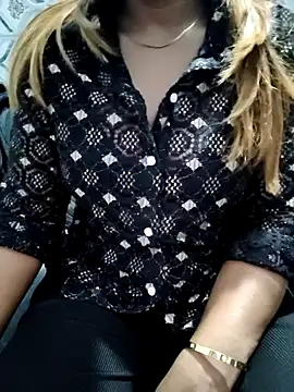 Snapshot of siya00 chatting on October 2025 07:04:02 PM siya00 online show from October 2025 07:04:02 PM