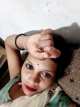 Snapshot of Chandni_Love143 chatting on September 2025 04:54:02 PM Chandni Love143 online show from September 2025 04:54:02 PM