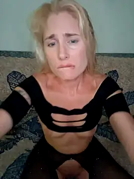 Snapshot of slg1 chatting on September 2025 06:20:02 PM slg1 online show from September 2025 06:20:02 PM