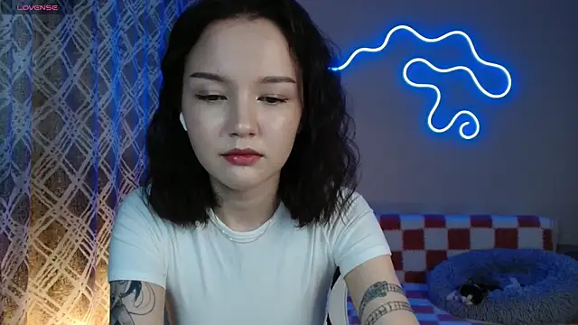 DemiWildcat online show from November 2025 09:56:02 AM