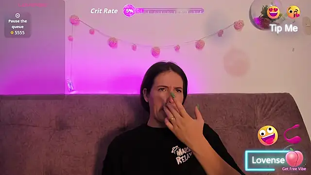 katalella brown1 online show from October 2025 11:46:02 AM