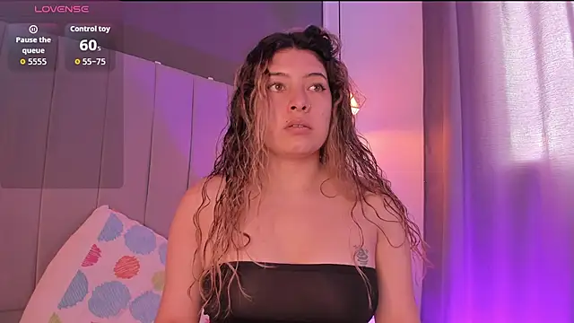 Snapshot of valeria_rouse28 chatting on November 2025 05:02:01 PM valeria rouse28 online show from November 2025 05:02:01 PM