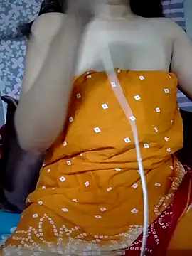 Snapshot of Tanishacutie chatting on November 2025 07:03:01 AM Tanishacutie online show from November 2025 07:03:01 AM