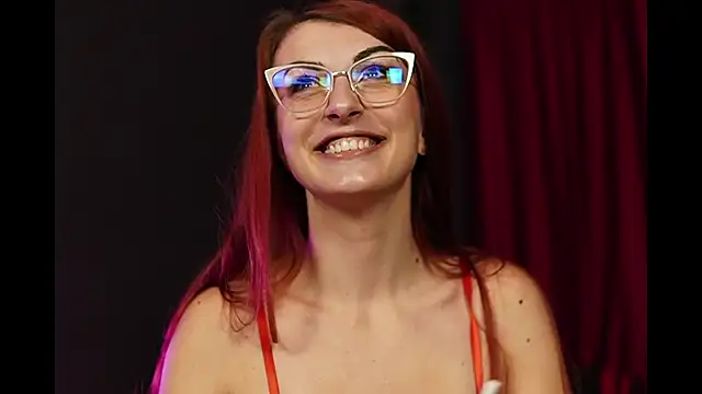 Snapshot of Tracyix chatting on October 2025 07:55:01 PM Tracyix online show from October 2025 07:55:01 PM