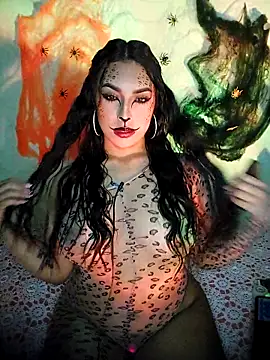 Snapshot of Linda_Saenz_ chatting on October 2025 03:06:01 AM Linda Saenz online show from October 2025 03:06:01 AM