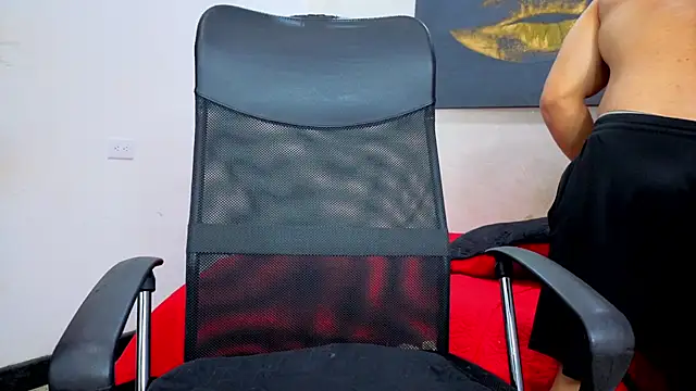 DylanGuss online show from September 2025 11:34:01 AM