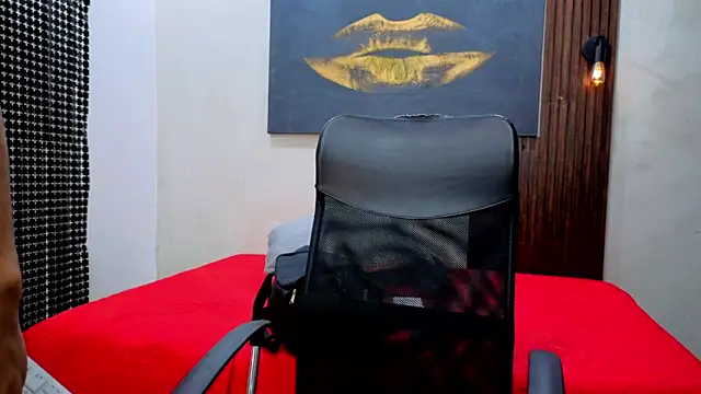 DylanGuss online show from September 2025 11:35:02 AM