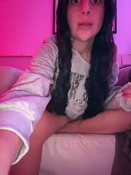 baddieworld1 online show from February 2026 06:28:01 PM