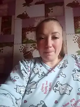 Snapshot of Kiss_Eva chatting on April 2026 04:07:01 PM Kiss Eva online show from April 2026 04:07:01 PM