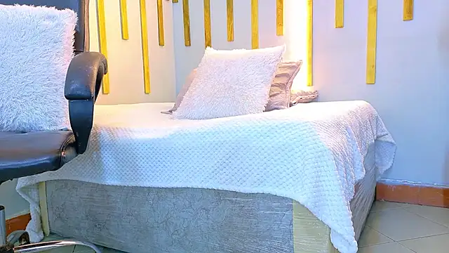 Angel saez online show from November 2025 10:49:02 AM